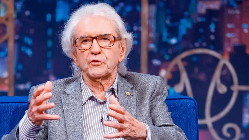 Juca de Oliveira usa conselhos à filha Isabella para grande sucesso teatral