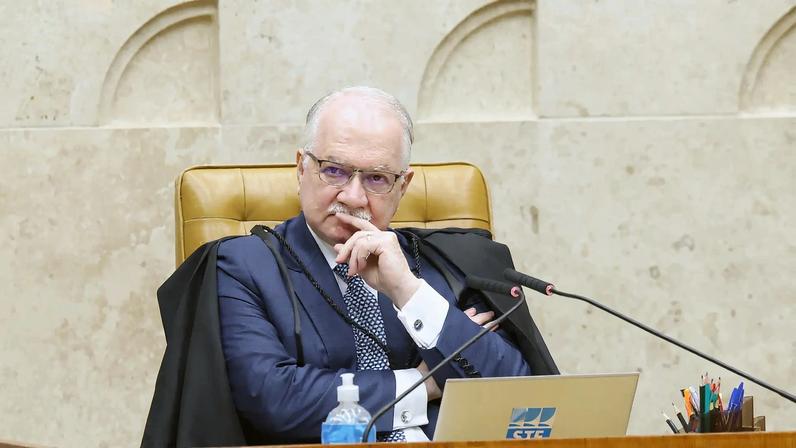 Fachin: juízes também erram e devem responder por erros