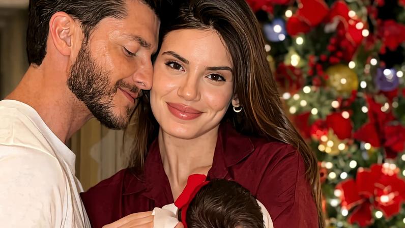 Camila Queiroz revela com quem a filha se parece