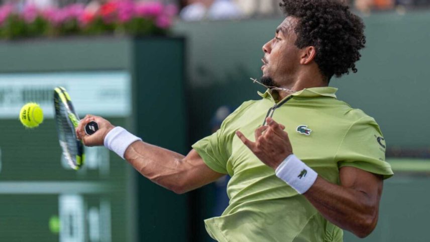 Fils diz ter aproveitado afastamento para ajustar o forehand