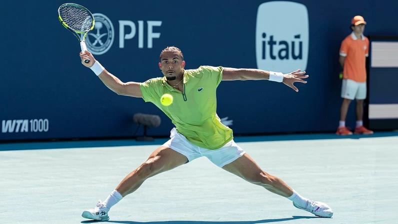 Paul e Fils vencem e garantem duelo nas quartas em Miami