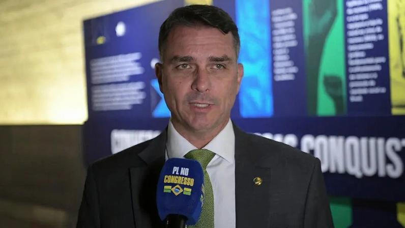 Senador diz que governo encontra oportunidades para aumentar impostos até mesmo em momentos de crise. (Foto: Pedro França/Agência Senado)