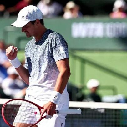 Blake garante Fonseca na quadra central em horários nobres