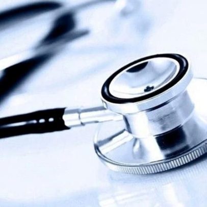 MEC punia 53 cursos de Medicina com desempenho insatisfatório no Enamed