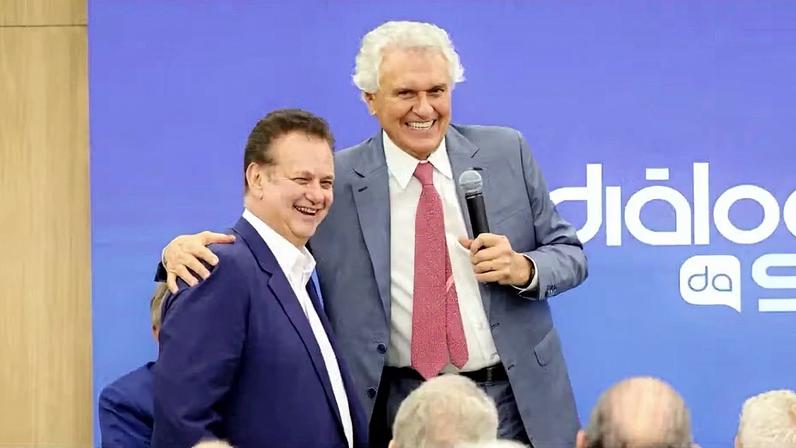 O presidente nacional do PSD, Gilberto Kassab, e o governador do Goiás, Ronaldo Caiado, em encontro do partido em São Paulo. — Foto: Divulgação/PSD