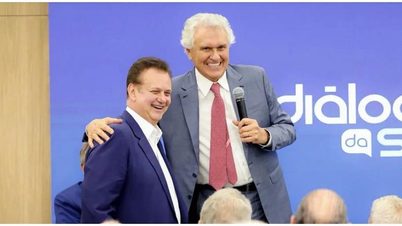 O presidente nacional do PSD, Gilberto Kassab, e o governador do Goiás, Ronaldo Caiado, em encontro do partido em São Paulo. — Foto: Divulgação/PSD