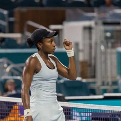 Gauff vence duelo de três sets e avança à semifinal inédita em Miami