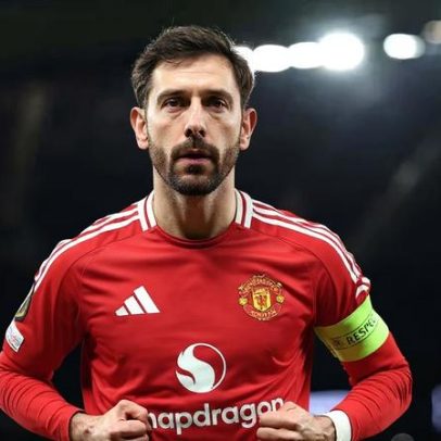 Bruno Fernandes negocia renovação com o Manchester United até 2029, aponta jornal