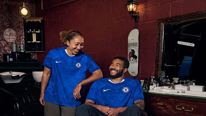 Irmãos da Família James renovam com Chelsea no masculino e no feminino