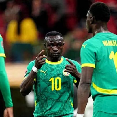 Jogadores de cinco seleções africanas podem pagar taxa de entrada nos EUA