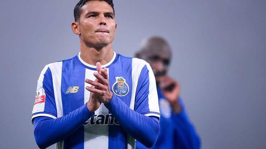 Thiago Silva em Porto x Sporting pelo Campeonato Português — Foto: Diogo Cardoso/Getty Images