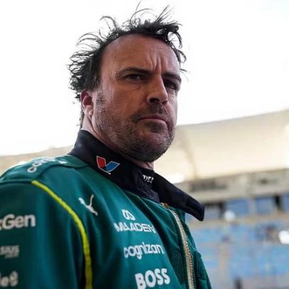 Pilotos da Aston Martin terão voltas limitadas para proteger nervos da mão