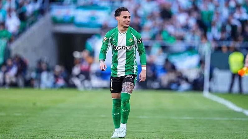 Antony em Betis x Sevilha, pela 26ª rodada da LaLiga — Foto: Joaquin Corchero/Europa Press via Getty Images