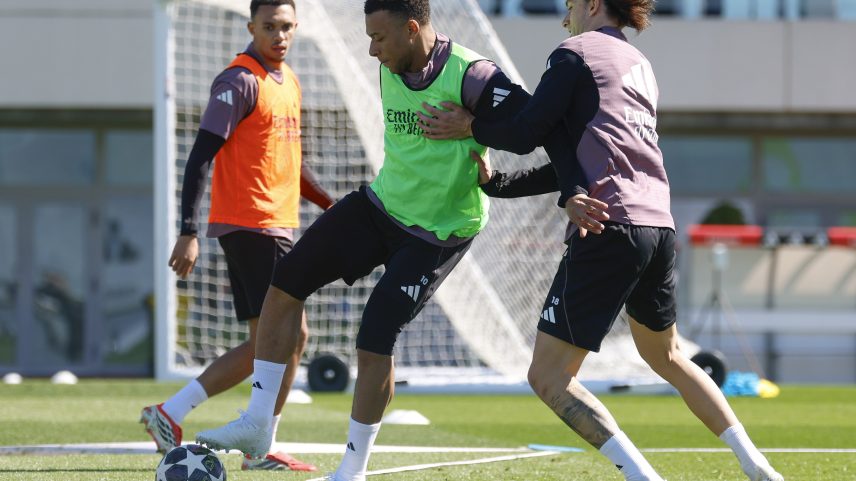 Mbappé treina com o grupo e pode ser relacionado pelo Real Madrid contra Manchester City
