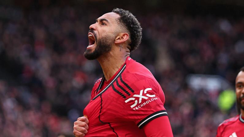 Matheus Cunha brilha em vitória do United antes de convocação da Seleção