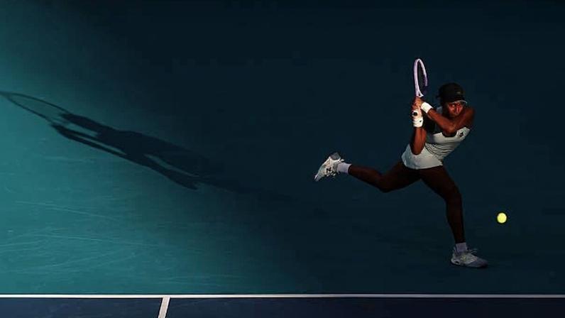 Gauff vence revanche contra italiana após escapar da derrota