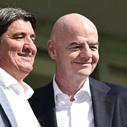 Infantino acompanha goleada do Irã e garante vaga na Copa; homenagens a mortos