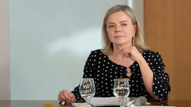 Gleisi Hoffmann, ministra das Relações Institucionais