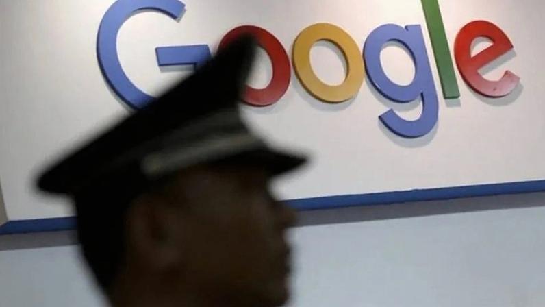 O novo mecanismo de busca do Google mostraria lista com sites proibidos e excluídos com um aviso dizendo que "alguns resultados podem ter sido removidos devido a exigências legais" — Foto: Reuters