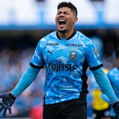 Erison, artilheiro da J-League, chega a cinco gols em seis jogos