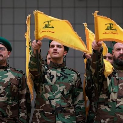 Líbano proíbe atividades militares do Hezbollah após ataques a Israel