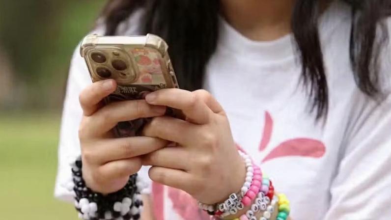 Indonésia proibirá acesso às redes sociais a menores de 16 anos — Foto: Hollie Adams/Reuters