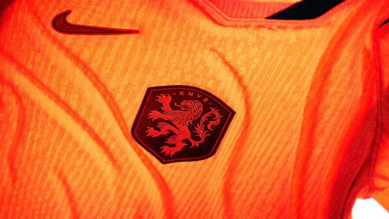 França, Inglaterra, Uruguai e Holanda lançam camisas para a Copa do Mundo 2026