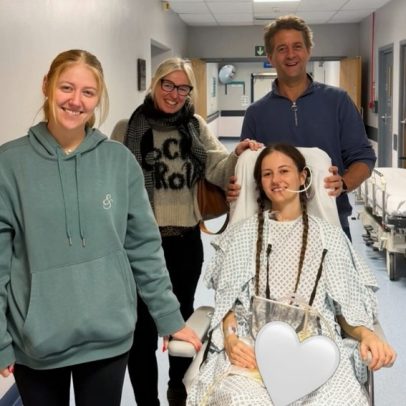 Influencer retorna após quatro meses, relata coma e recuperação