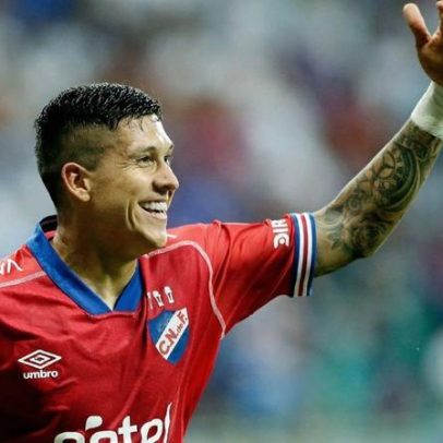 Fluminense encaminha contratação do zagueiro Julián Millán, do Nacional-URU