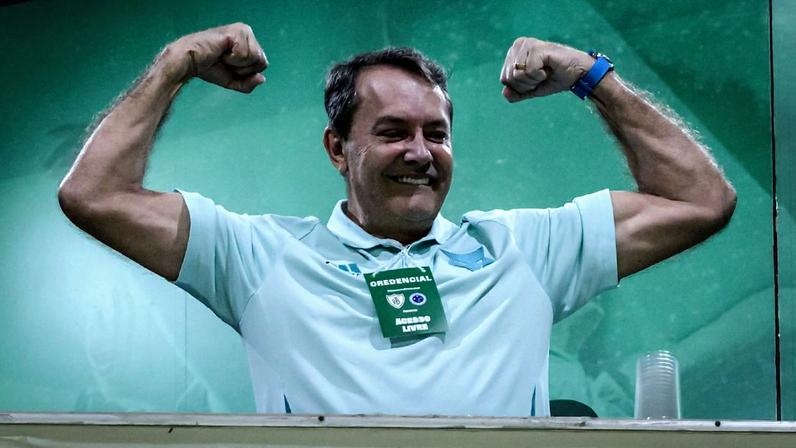 Dono da SAF do Cruzeiro comenta ida de Leonardo Jardim ao Flamengo