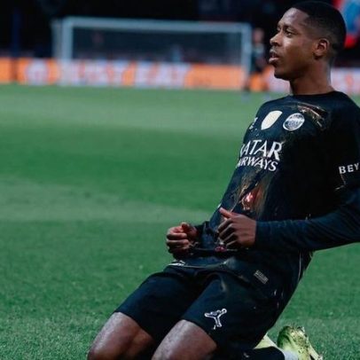 PSG goleia Chelsea 5 a 2 e fica próximo das quartas; João Pedro teve gol anulado