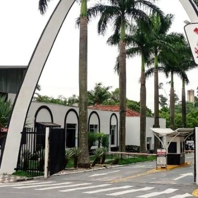 Promotor que investiga Andrés e Duílio passa 4h30 no Corinthians e reúne papéis