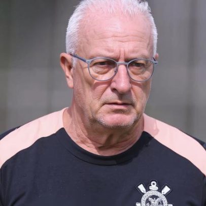 Dorival decide venda de André ao Milan diante de insatisfação no Corinthians