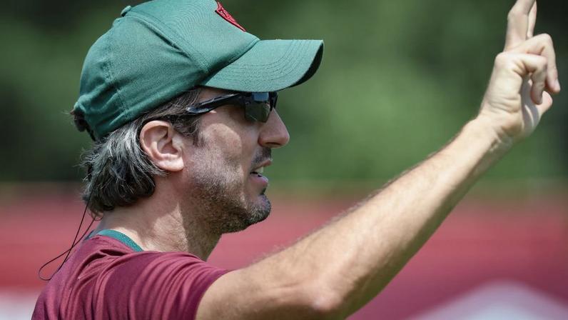 Zubeldía confirma proposta do Santos e explica desânimo com risco de rebaixamento