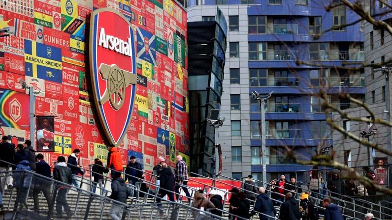 Textor pressiona pela demissão de Anselmi no Botafogo; Palmeiras vira jogo decisivo