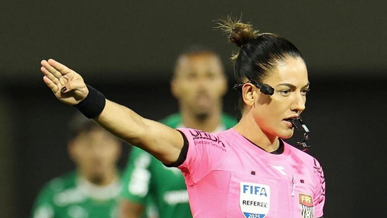 Presidente da FPF comenta pênalti e brinca sobre Palmeiras x São Paulo