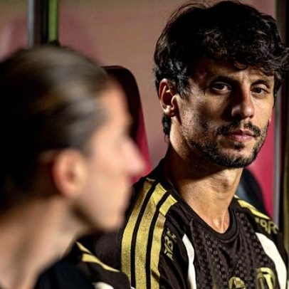 Rodrigo Caio afirma que Flamengo o convidou a ficar após saída de Filipe Luís