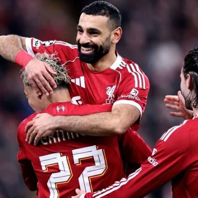 Liverpool vence Galatasaray e encara PSG nas quartas da Champions