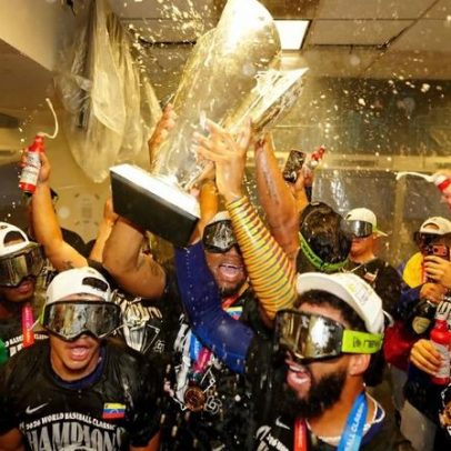 Venezuela vence EUA para conquistar o Mundial de beisebol