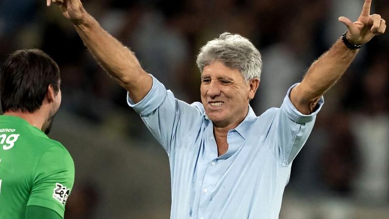 Renato Gaúcho exalta virada do Vasco sobre o Fluminense e revela brincadeira