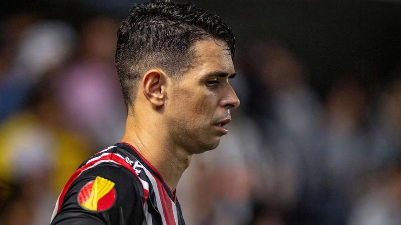 Rui Costa atualiza negociações para rescindir contrato entre Oscar e São Paulo