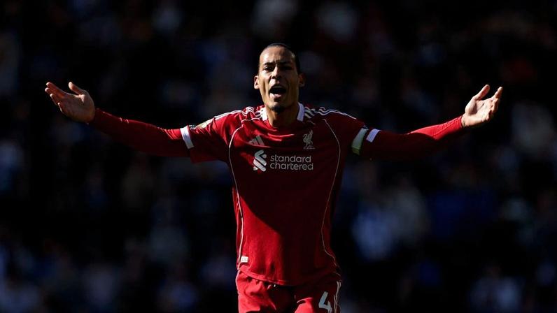 Liverpool perde Ekitike, cai para o Brighton e soma três derrotas