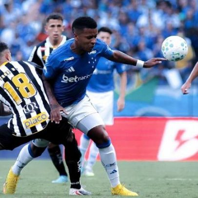 Athletico-PR vence o Coritiba e encerra jejum de quase três anos no Brasileirão