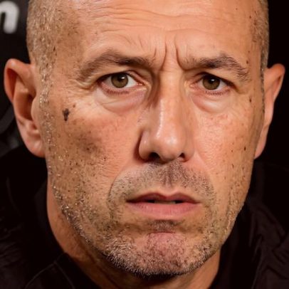 Leonardo Jardim: jogador do Flamengo fica fora por dificuldades de integração