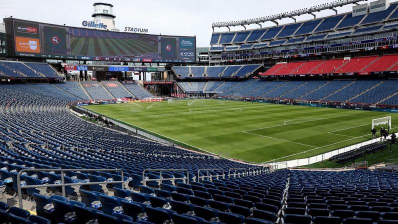 Al Ittihad disputa Casemiro e pode abrir caminho para Fabinho