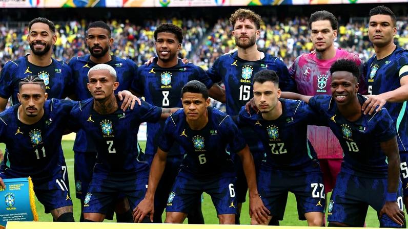 Mbappé dá cavadinha 'debochada' e faz golaço em Brasil x França; VEJA (0:47)