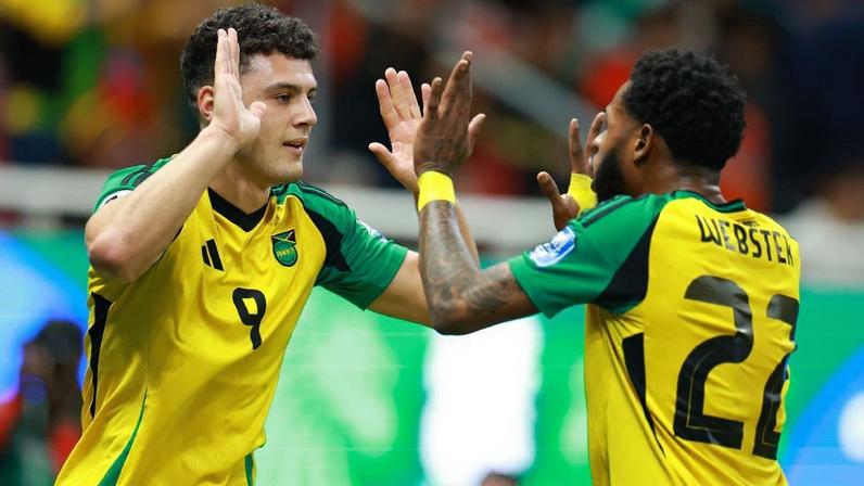Atacante do Wrexham decide; Jamaica vence Nova Caledônia e enfrenta RD Congo