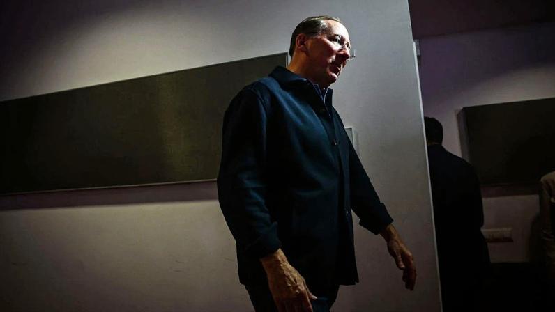 Administra Eagle, acalma Botafogo e não descarta vender clubes de Textor