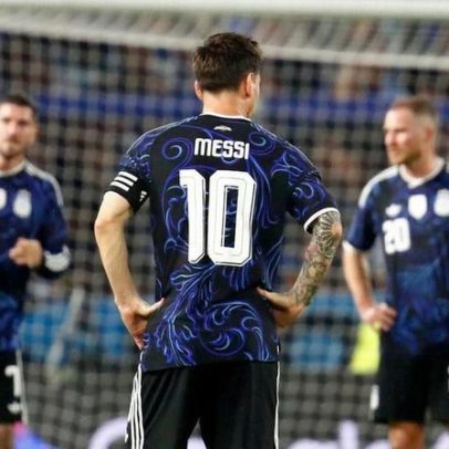 Argentina vence Mauritânia com golaço de joia formada na Espanha e susto no fim