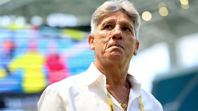 Renato Gaúcho durante jogo entre Fluminense e Mamelodi Sundowns